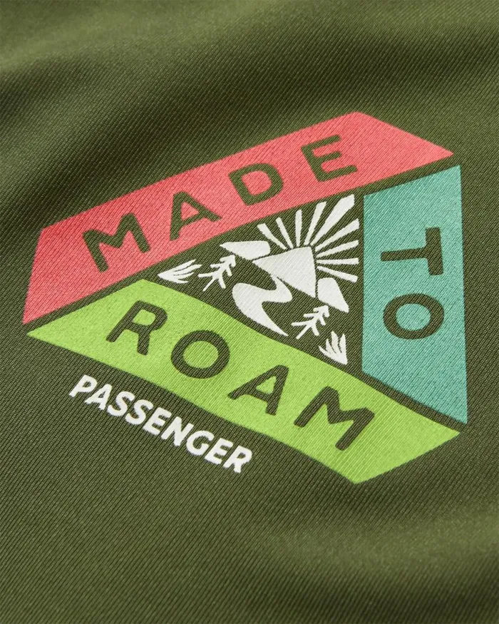 Passenger Tops Dawn To Dusk Recycled Active Tshirt Khaki Khaki 8211 Men