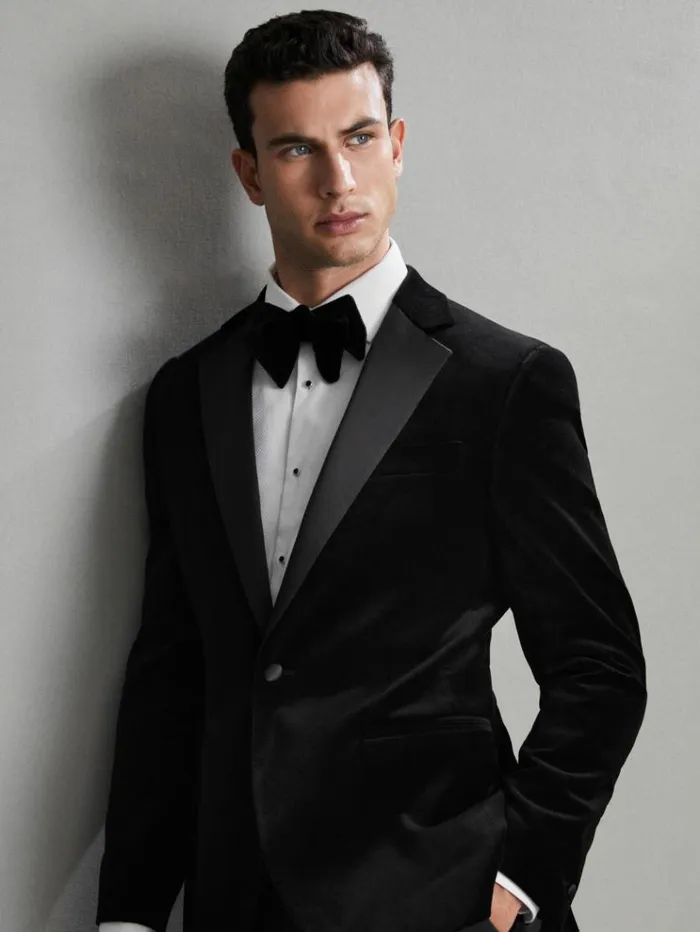 REISS Suits and Tailoring Men Modern Fit Velvet Single Breasted Tuxedo Jacket Black