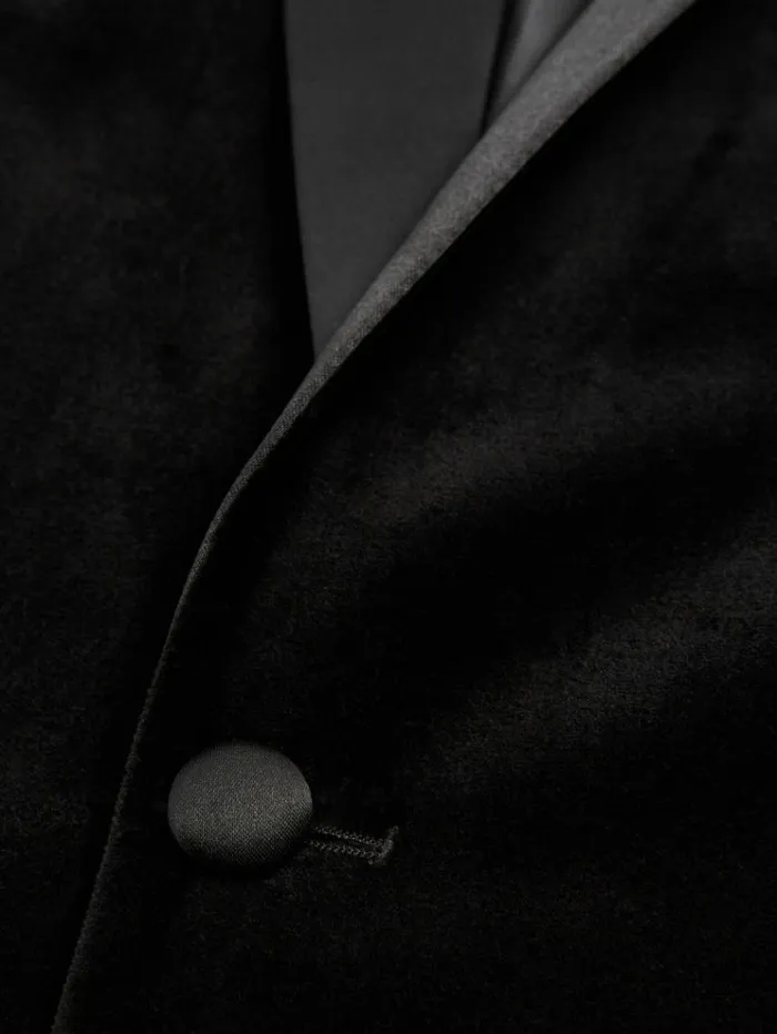 REISS Suits and Tailoring Men Modern Fit Velvet Single Breasted Tuxedo Jacket Black