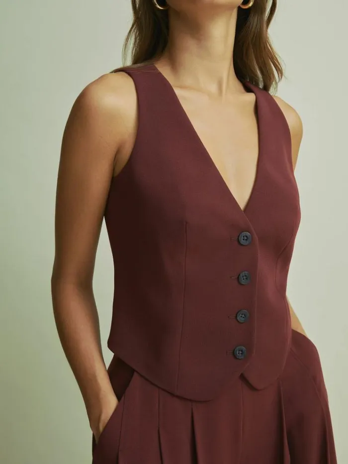 REISS Suits and Tailoring Women Florere Single Breasted Waistcoat Burgundy