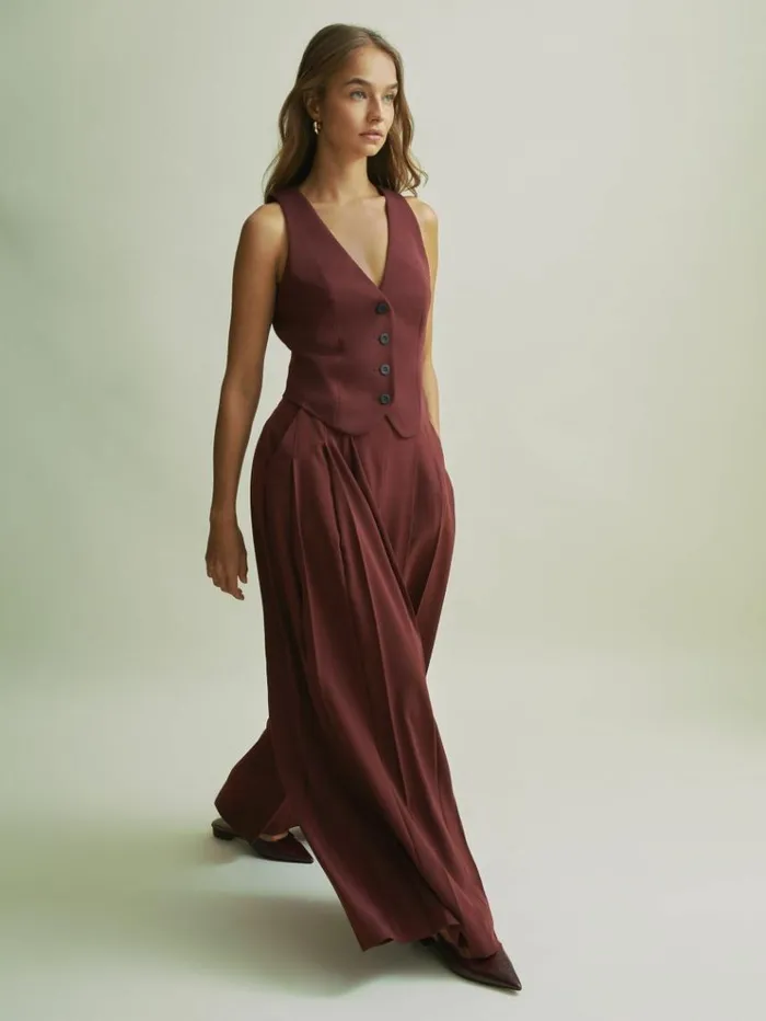 REISS Suits and Tailoring Women Florere Single Breasted Waistcoat Burgundy