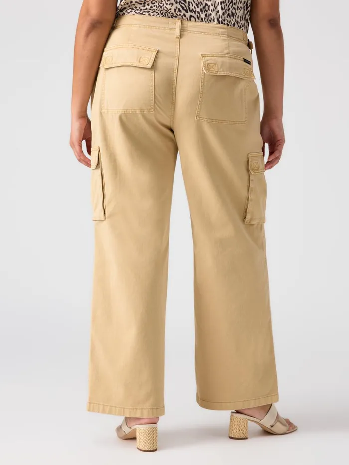 Sanctuary Clothing Inclusive Women Reissue Cargo Standard Rise Pant True Khaki Inclusive Collection