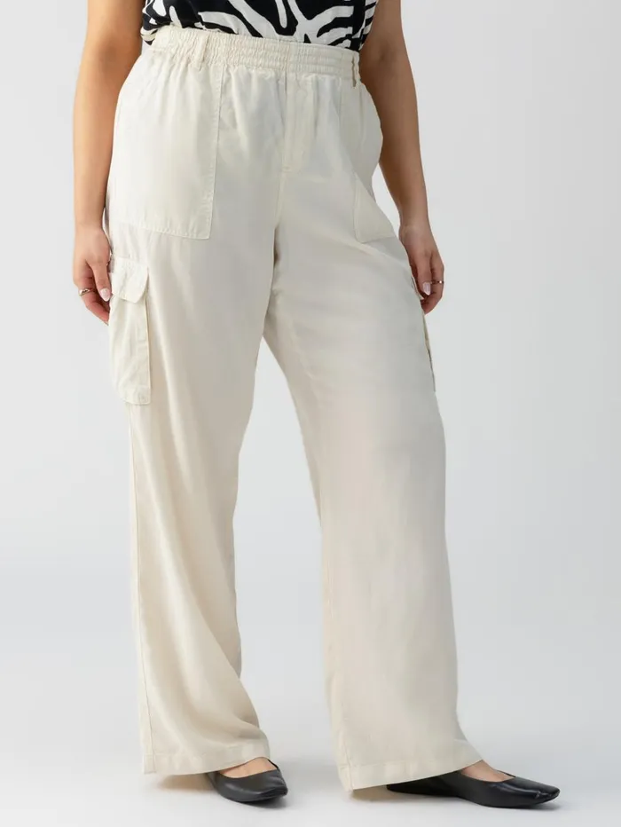 Sanctuary Clothing Inclusive Women Relaxed Reissue Cargo Standard Rise Pant Birch Inclusive Collection