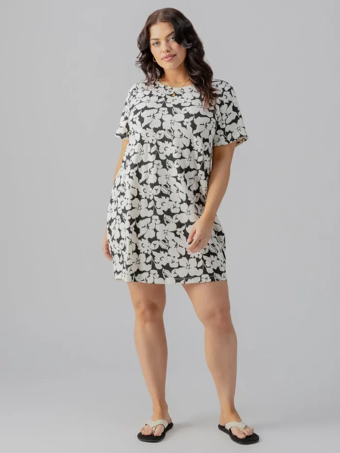 Sanctuary Clothing Inclusive Women The Only One TShirt Dress Echo Blooms Inclusive Collection Sanctuary Clothing Inclusive Women The Only One TShirt Dress Echo Blooms Inclusive Collection
