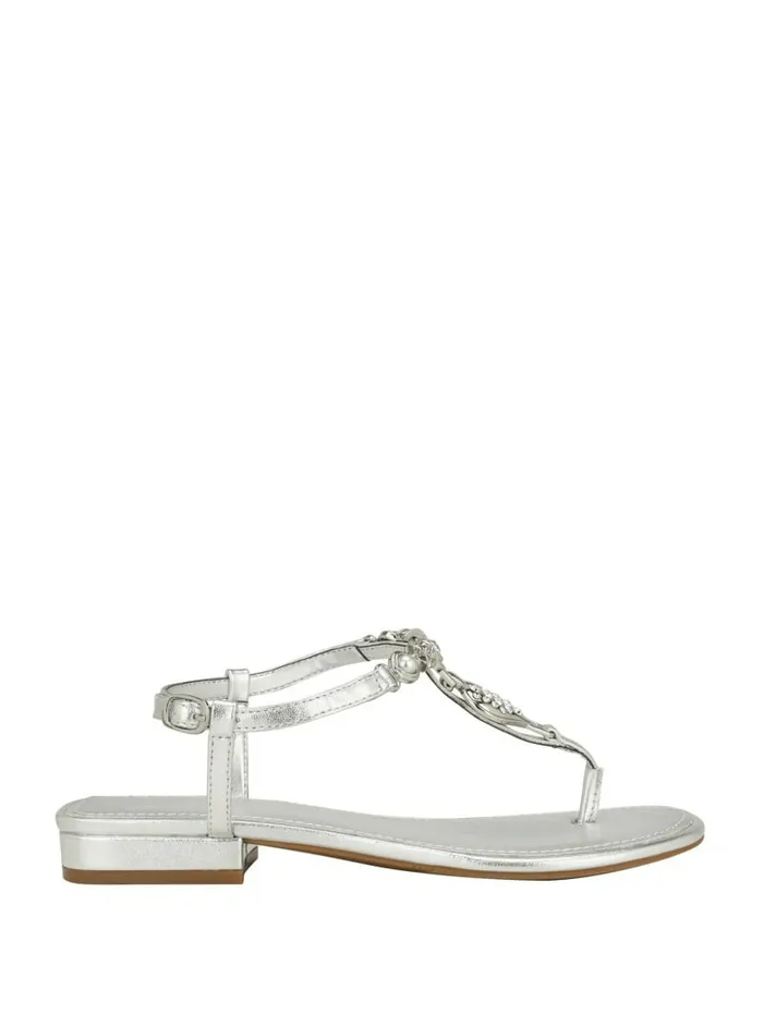 Sandals GUESS Women Jiarella TStrap Signature Sandal Silver 040