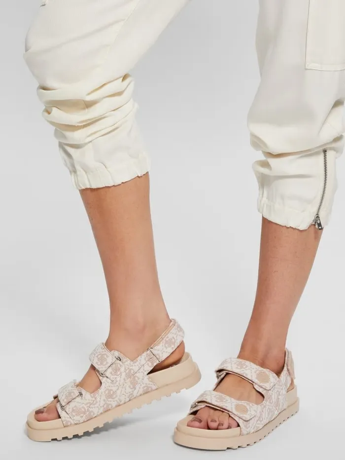Sandals Women GUESS Fadey Signature Sandals Light Pink 680 Sandals Women GUESS Fadey Signature Sandals Light Pink 680