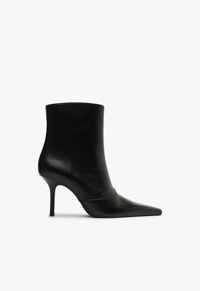 Schutz Shoes Booties Raffaela Stiletto Bootie Black 8211 Women