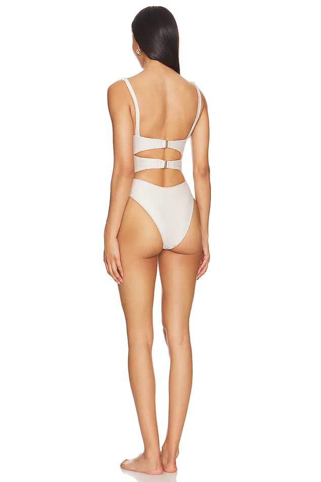 Seychelle One Piece White Sand Women Lovers and Friends Swimsuits and CoverUps Seychelle One Piece White Sand Women Lovers and Friends Swimsuits and CoverUps