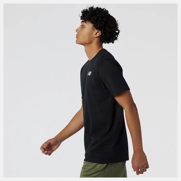 Shirts New Balance Men Heathertech Tee BLACK Shirts New Balance Men Heathertech Tee BLACK