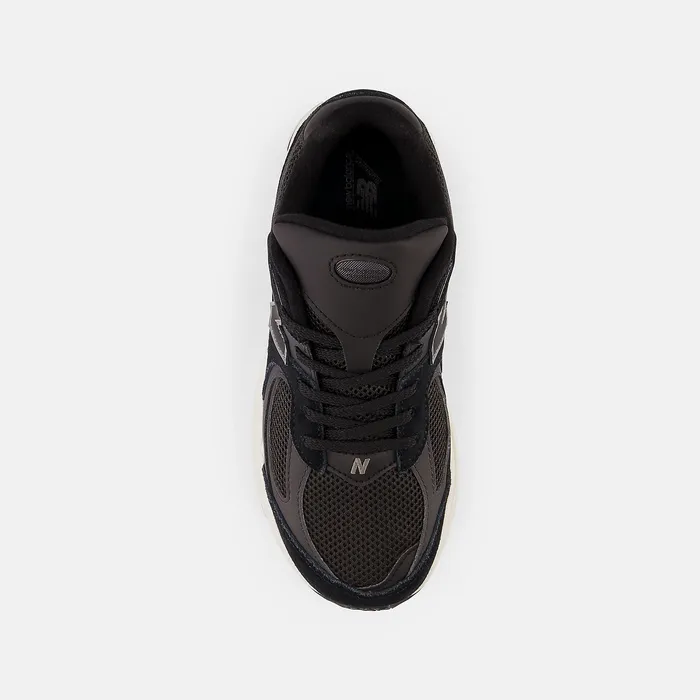 Size 35 8211 7 Kids 2002 Black with Phantom New Balance Size 35 8211 7 Kids 2002 Black with Phantom New Balance