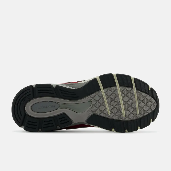 Size 35 8211 7 New Balance Kids 990v3 NB Scarlet with Marblehead Size 35 8211 7 New Balance Kids 990v3 NB Scarlet with Marblehead