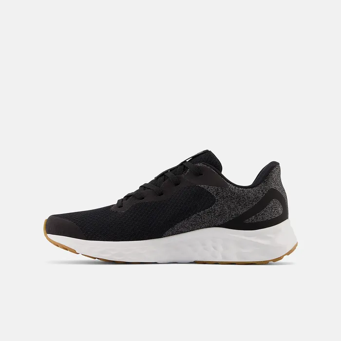 Size 35 8211 7 New Balance Kids Fresh Foam Arishi v4 Black with White Size 35 8211 7 New Balance Kids Fresh Foam Arishi v4 Black with White