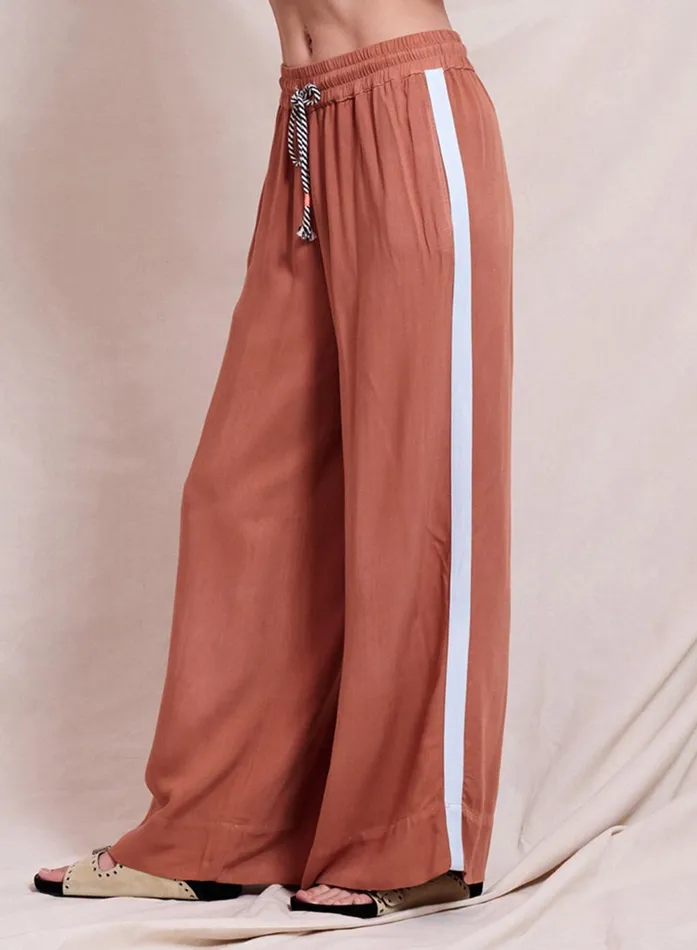 Sundry Clothing Sweatpants Women Women039s Wide Leg Pant In Vintage Rust Vintage Rust Sundry Clothing Sweatpants Women Women039s Wide Leg Pant In Vintage Rust Vintage Rust
