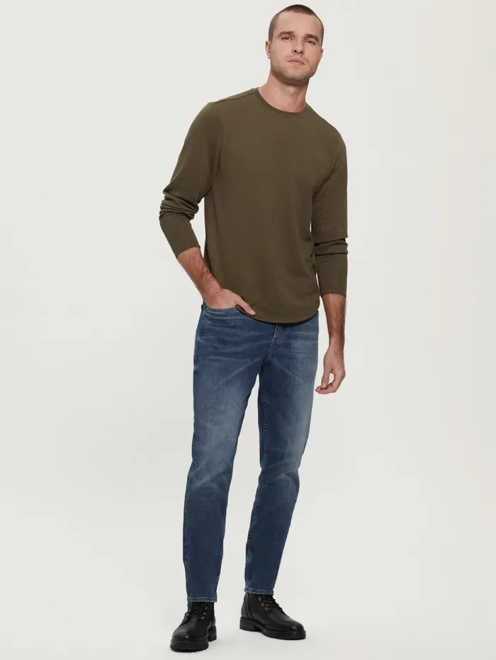 TShirts and Tanks Textured Jersey LongSleeve Tee Army Olive 8211 GUESS Men TShirts and Tanks Textured Jersey LongSleeve Tee Army Olive 8211 GUESS Men