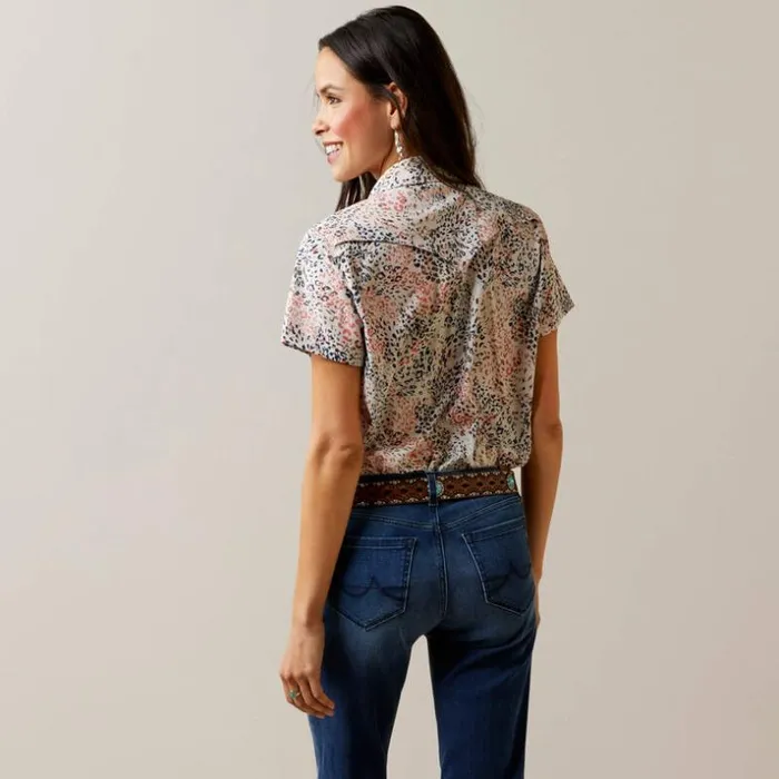 TShirts and Tops Women Ariat Western VENTEK Shirt Leopard Print TShirts and Tops Women Ariat Western VENTEK Shirt Leopard Print