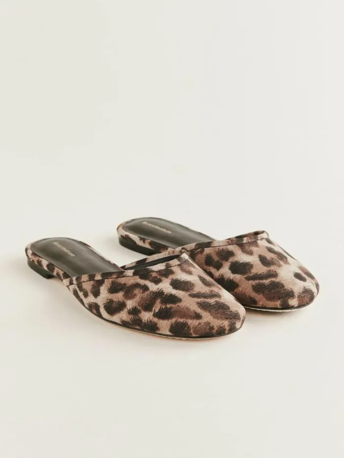 The Reformation Melly Flat Mule Leopard Crepe 8211 Shoes