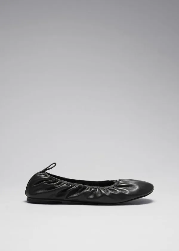 Women Ballerinas and Other Stories Ruched Leather Ballet Flats Black