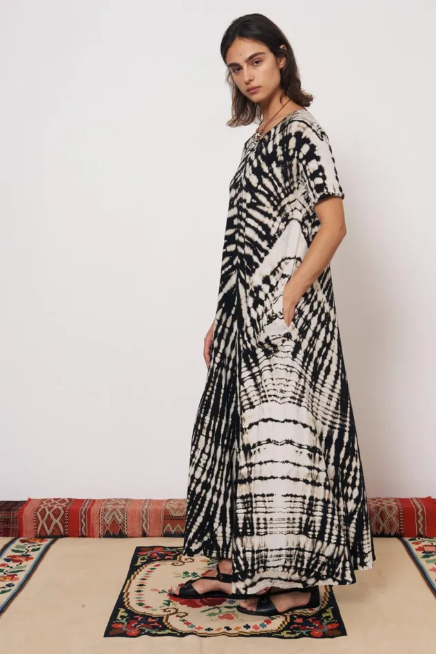 Women Black And Dirty White Bantu Maxi Dress Raquel Allegra Dresses