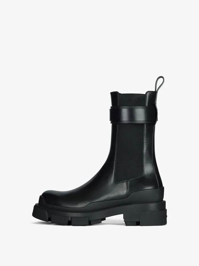 Women Boots and Booties Givenchy Terra Chelsea Boots In Leather Black Women Boots and Booties Givenchy Terra Chelsea Boots In Leather Black