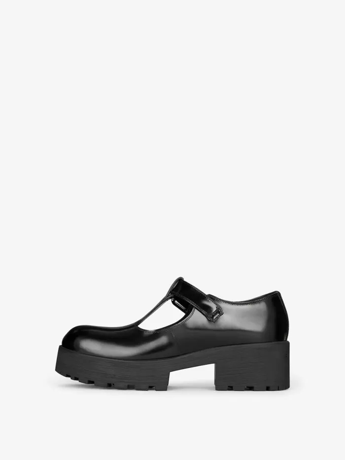 Women Boots and Booties Givenchy Voyou Babies In Leather Black