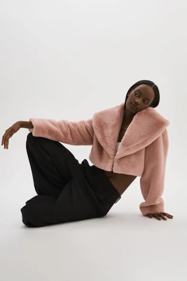 Women DANIKA Faux Fur Crop Jacket Smoky Pink LAMARQUE Faux Fur Women DANIKA Faux Fur Crop Jacket Smoky Pink LAMARQUE Faux Fur