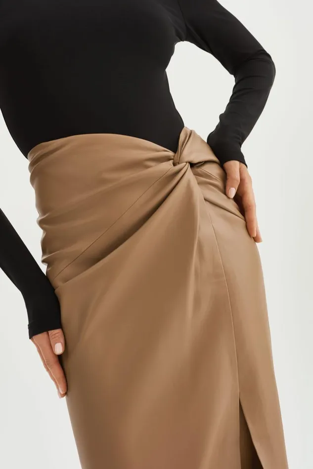 Women EILEEN Faux Leather Maxi Skirt Mocha LAMARQUE Skirts Women EILEEN Faux Leather Maxi Skirt Mocha LAMARQUE Skirts