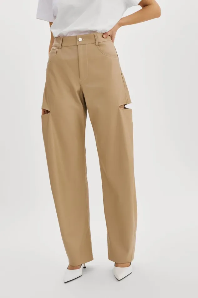 Women FALEEN Faux Leather Loose Pants Wheat LAMARQUE Pants and Shorts Women FALEEN Faux Leather Loose Pants Wheat LAMARQUE Pants and Shorts