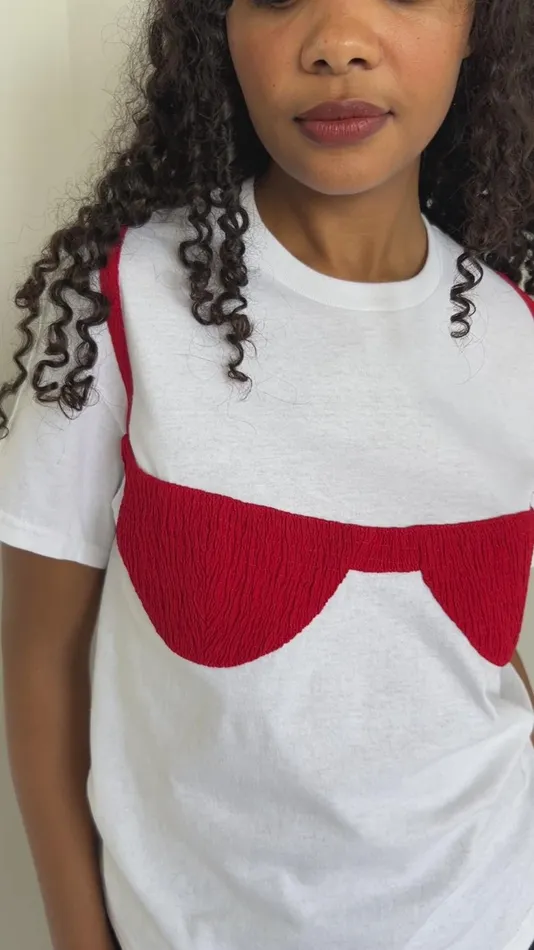 Women Florida Woman Applique Tee Apple Red Lisa Says Gah Knit Tops