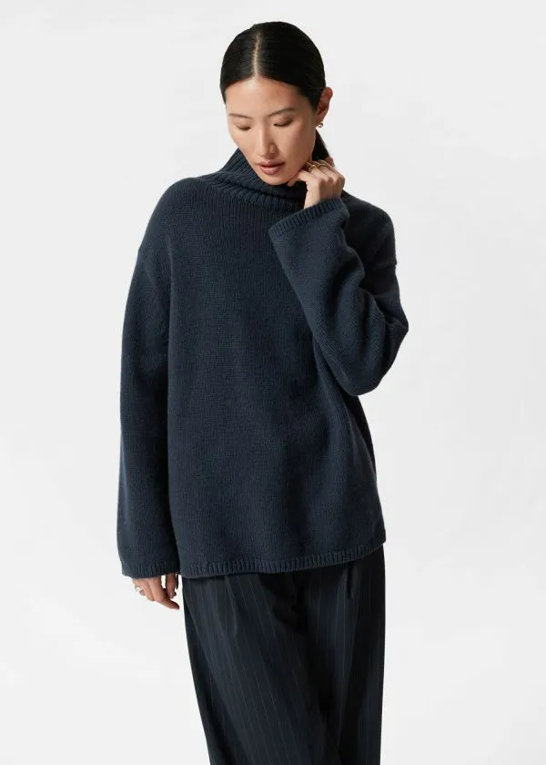 Women Knitwear and Other Stories CashmereBlend Turtleneck Jumper Navy