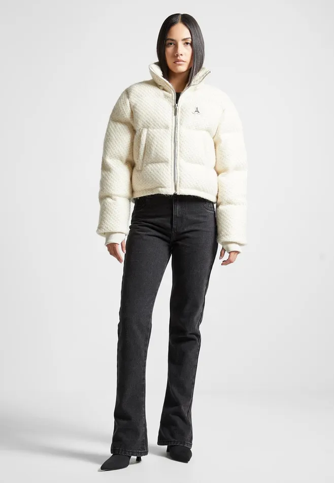 Women Manire De Voir Textured Knit Puffer Jacket Cream