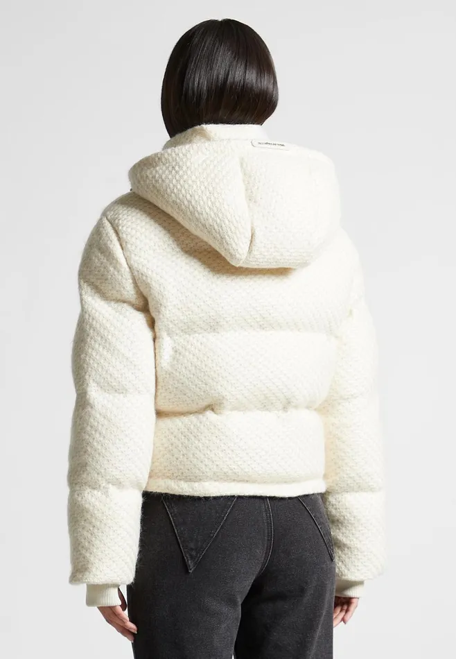 Women Manire De Voir Textured Knit Puffer Jacket Cream