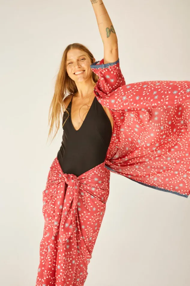 Women Natalie Martin CoverUps Sarong Pinwheel Barn Red Women Natalie Martin CoverUps Sarong Pinwheel Barn Red