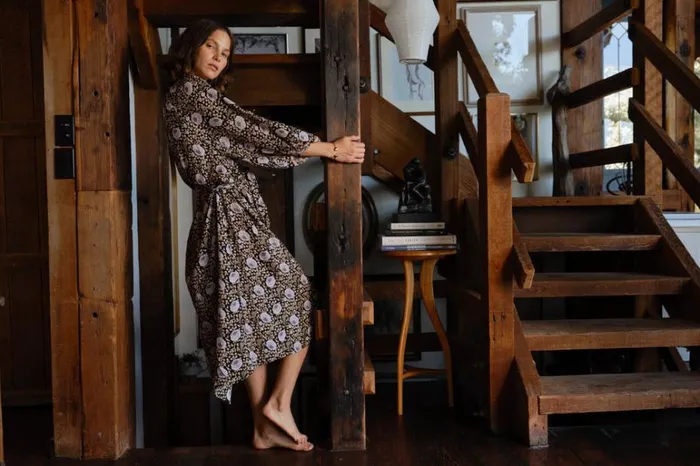 Women Natalie Martin Dresses Alex Midi With Sash Vintage Flowers Sepia Women Natalie Martin Dresses Alex Midi With Sash Vintage Flowers Sepia