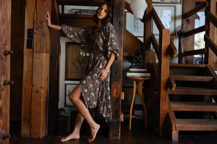 Women Natalie Martin Dresses Alex Midi With Sash Vintage Flowers Sepia Women Natalie Martin Dresses Alex Midi With Sash Vintage Flowers Sepia
