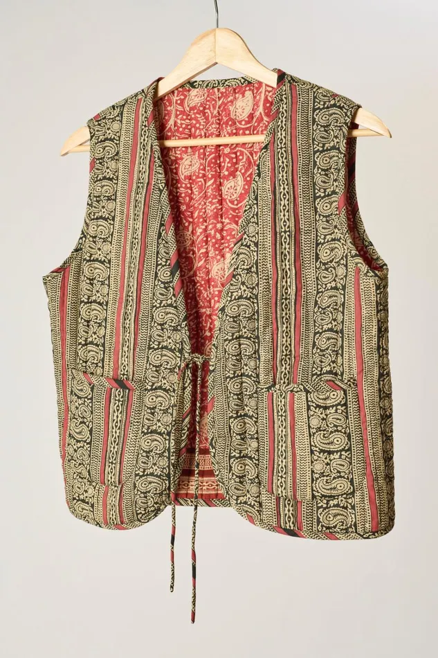 Women Natalie Martin Jackets and Vests Felicity Vest Paisley Stripe Black