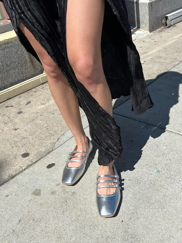 Women Nova Flat Silver Lisa Says Gah Flats