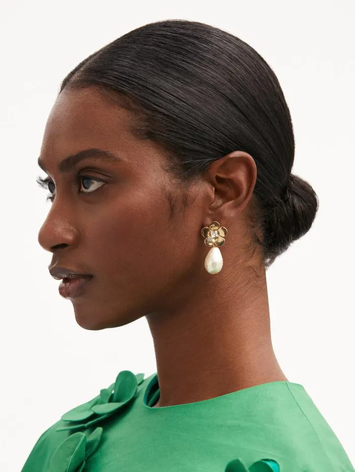 Women Oscar De La Renta Earrings Flower Pearl Drop Earrings Pearl Women Oscar De La Renta Earrings Flower Pearl Drop Earrings Pearl