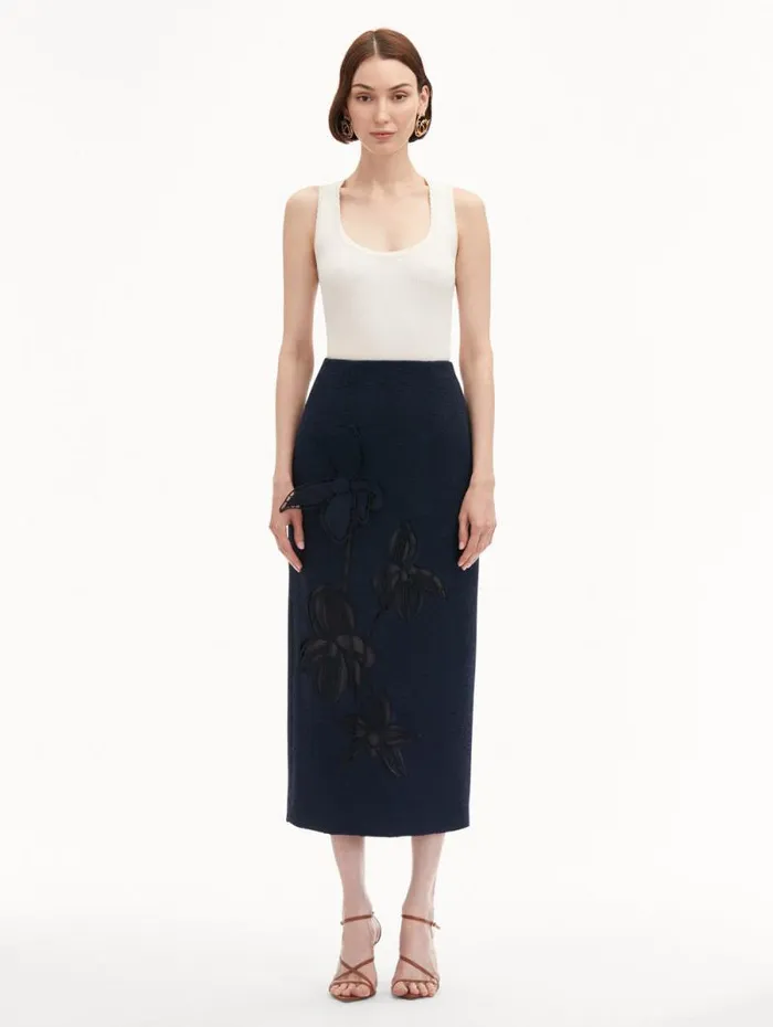 Women Oscar De La Renta Pants and Skirts Orchid Embroidered Tweed Skirt Navy