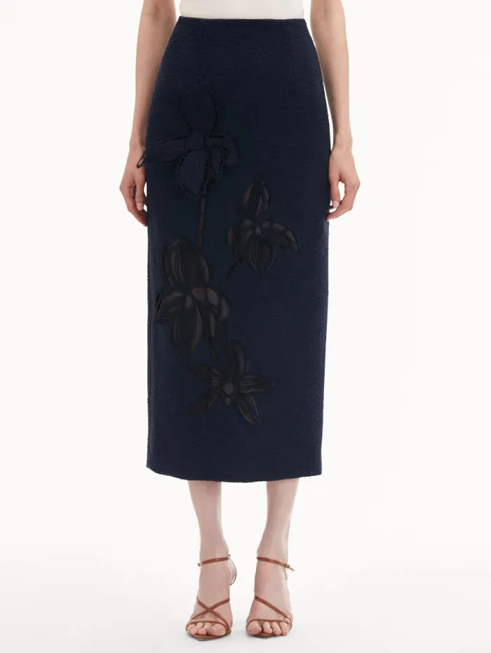 Women Oscar De La Renta Pants and Skirts Orchid Embroidered Tweed Skirt Navy