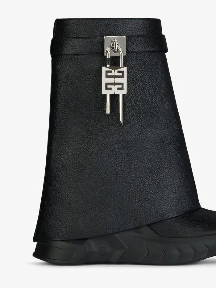 Women Shark Lock Givenchy Shark Lock Biker Ankle Boots In Grained Leather Black