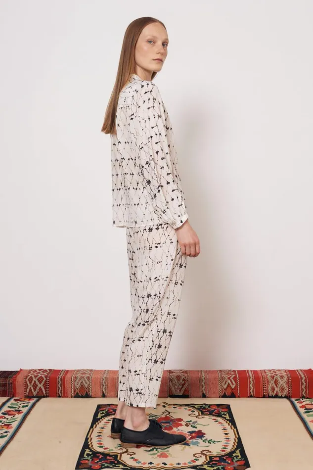 Women Silk Georgette Diamond Cream Vanessa Blouse Raquel Allegra Tops