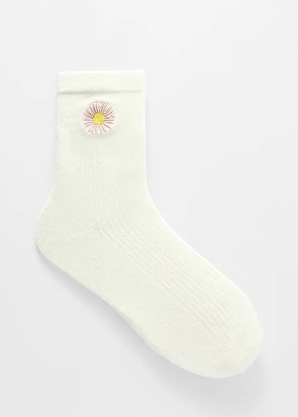 Women Socks and Tights and Other Stories Embroidered Ankle Socks White