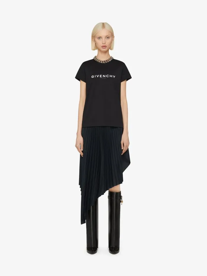 Women TShirts Givenchy GIVENCHY Reverse Slim Fit Tshirt In Cotton Black